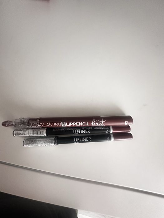 Олівчики для губ. Lamel.Glambee.Lovit.Ln pro.Bless.Eveline.