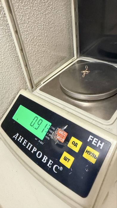 Крестик золотой 585 , вес 0,91 гр хрестик золотий