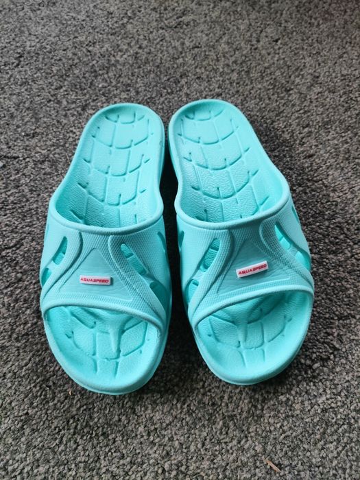 Buty na basen Aqua speed 35