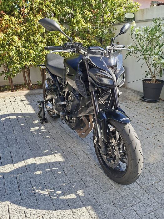 Yamaha MT-09 Preta
