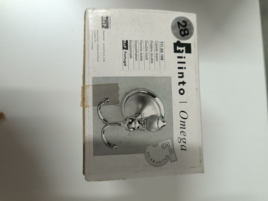 Acessórios de WC cabides e suporte piaça