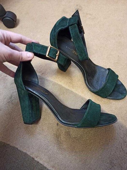 Замшеві темно-зелені босоніжки  40 р.