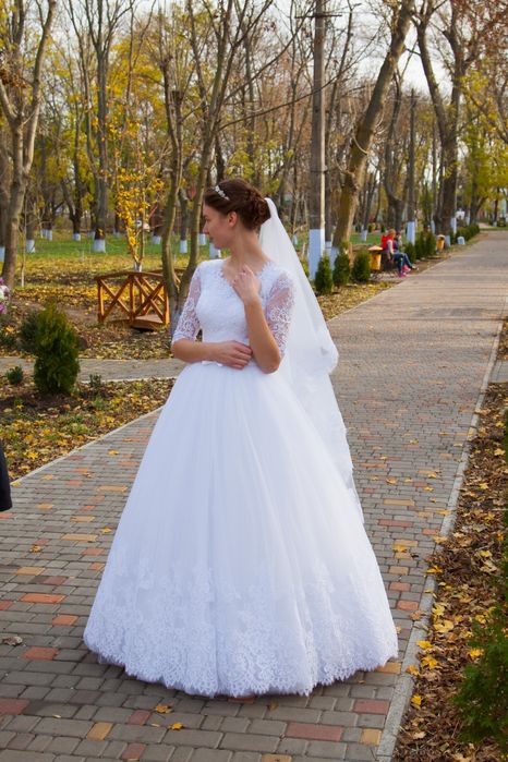 Свадебное платье