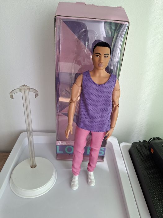 Lalka Ken Barbie Signature Looks #17