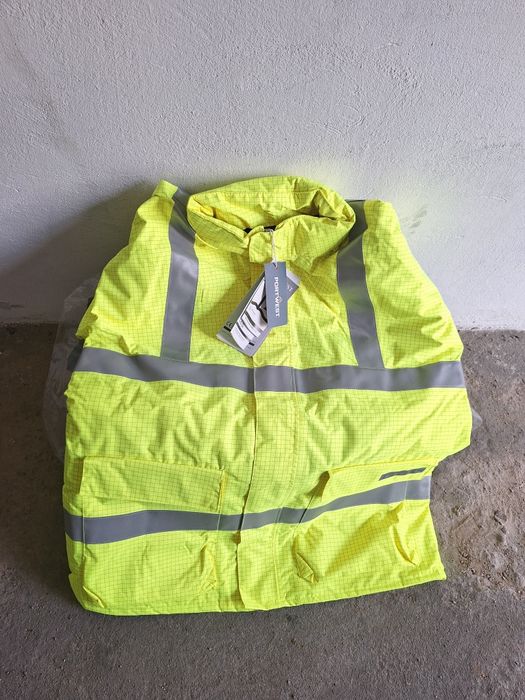 Wodoodporna kurtka ostrzegawcza trudnopalna i antystatyczna