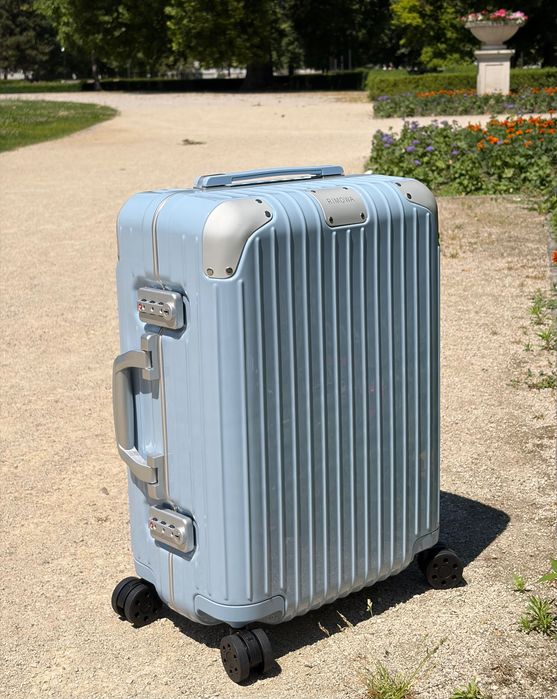 Валіза Rimowa Hybrid cabin gloss sky blue /white/валіза ручна поклажа /чемодан ручная кладь голубой цвет