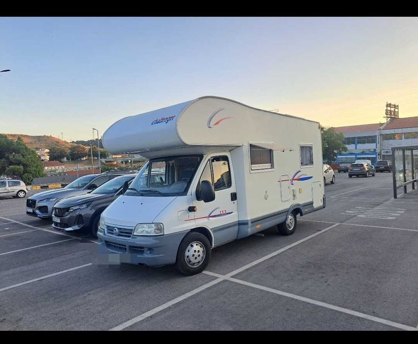 Alugo autocaravana 4 pessoas bom preço
