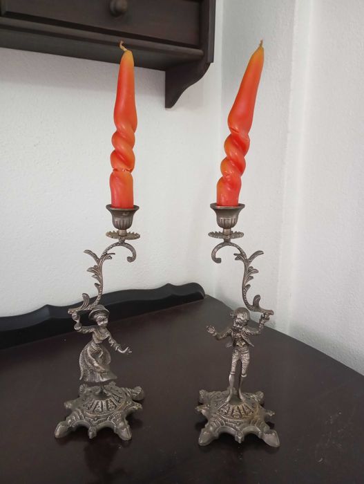 Castiçal (menino menina)