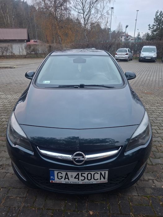 Sprzedam Oprl Astra J 2014r.  1,6