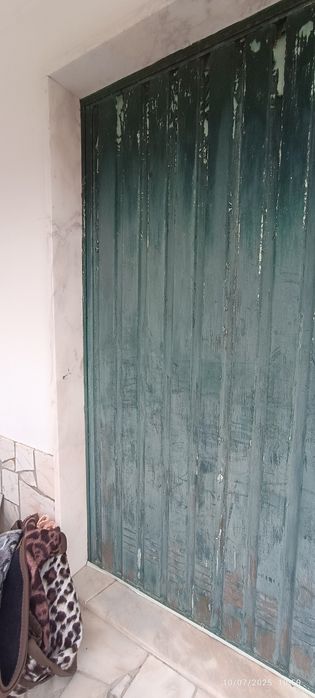 Portão basculante ferro garagem