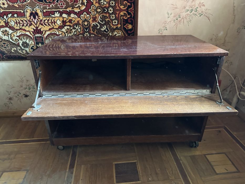 Тумба под телевизор