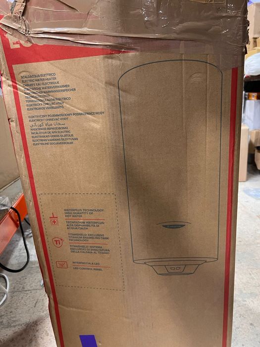 Ariston Pro1 Eco Slim - Garrafa Térmica Elétrica 50 Litros Baixo