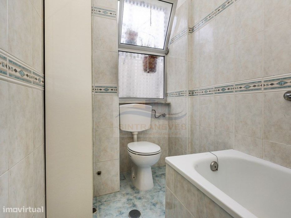 Elegância, Luz Natural e Conforto - T2 Pronto a Habitar na Penha de...