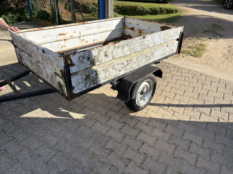 Atrelado / reboque de carga