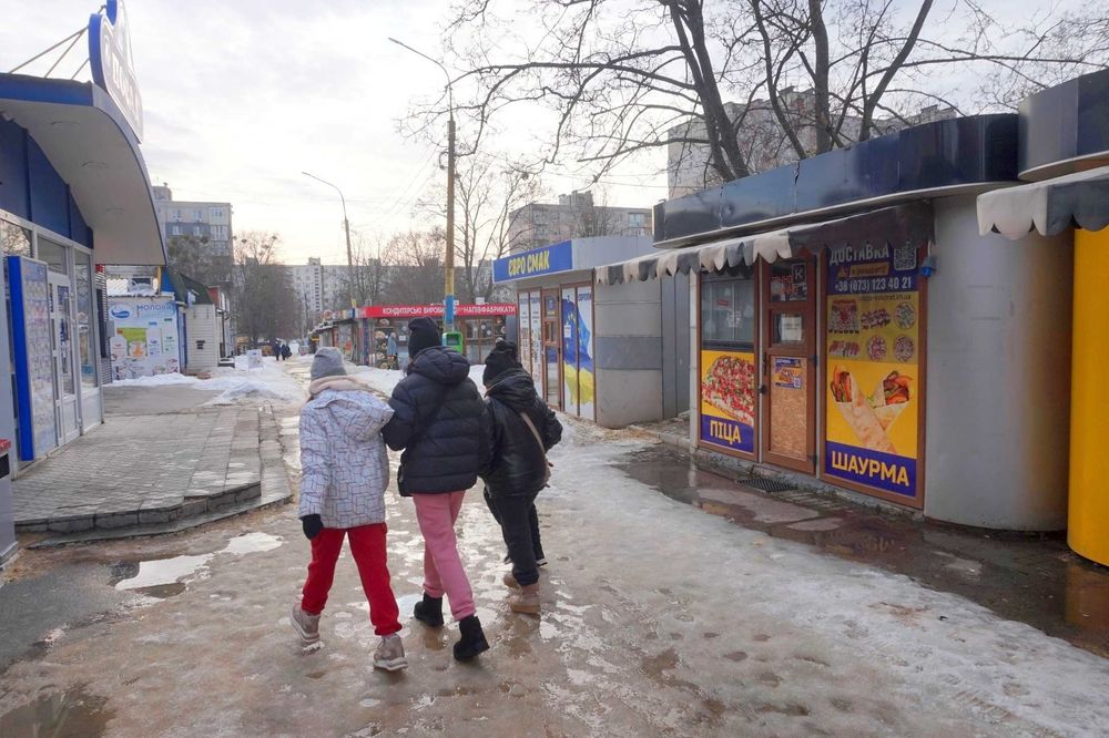 Продаж піцерії на прохідній алеї Харків