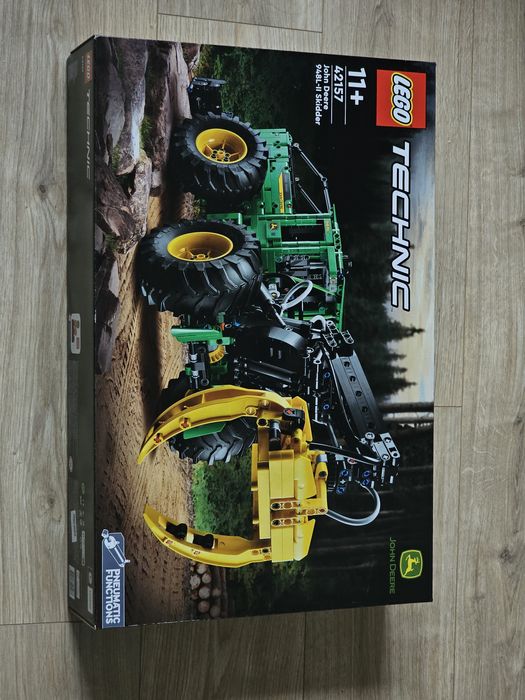 Lego Technic 42157 - Ciągnik zrywkowy John Deere 948L-II
