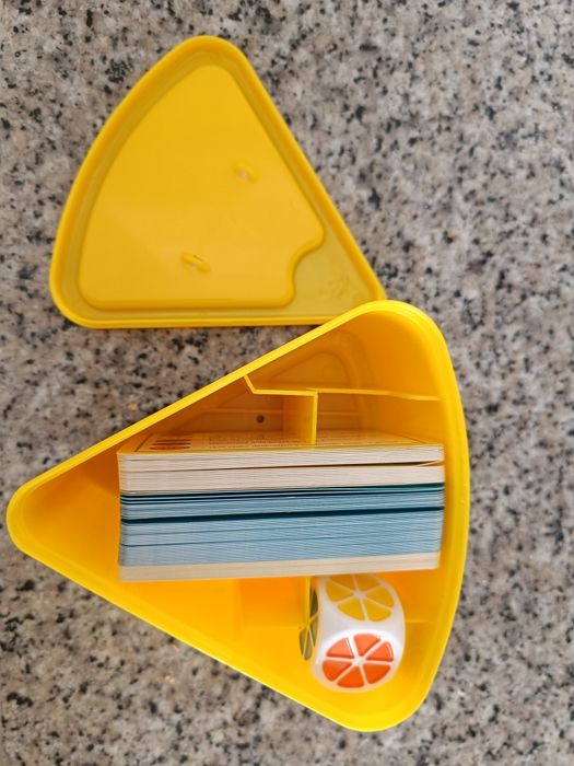 Trivial Pursuit - edição familiar (tamanho miniatura)