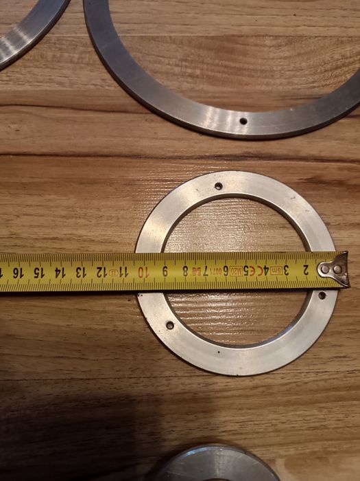 Pierścienie do kolumn głośników