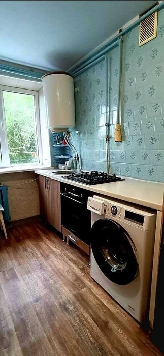 Дві Кімнати у гуртожитку по вул. Олеся Гончара