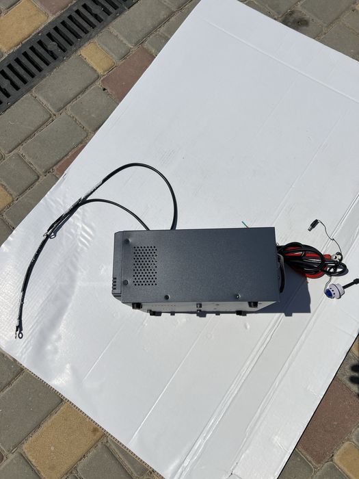 Инвертор Luminous eco volt 1500VA/24V 1200W