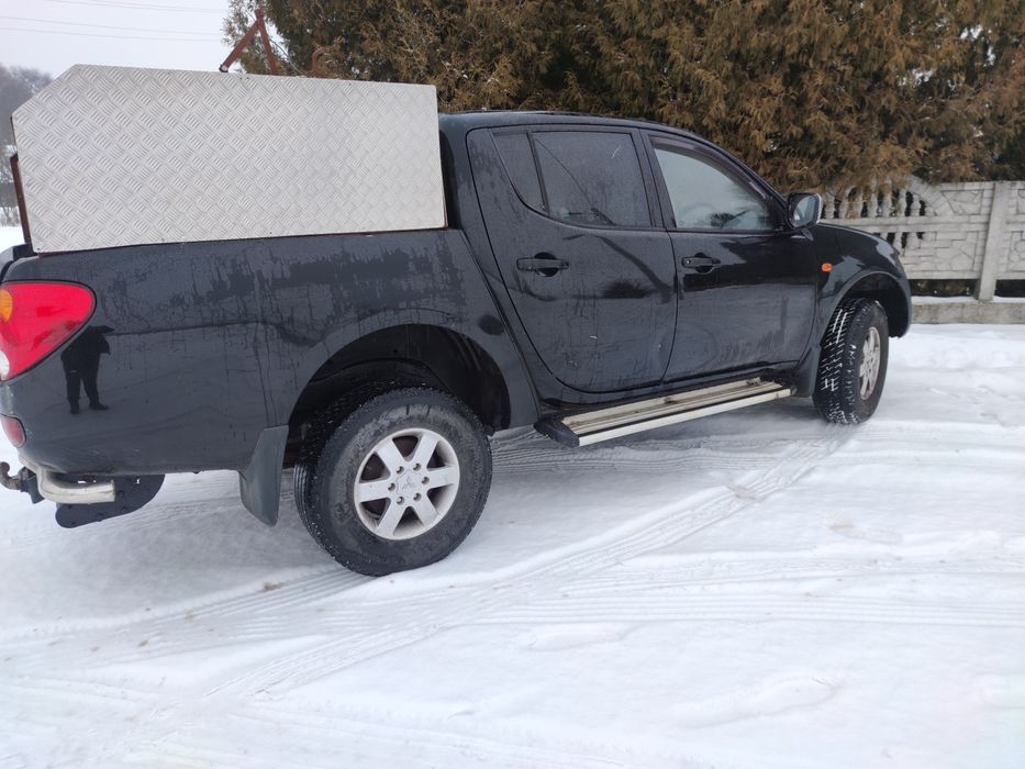 Mitsubishi L200 2009 р 4х4