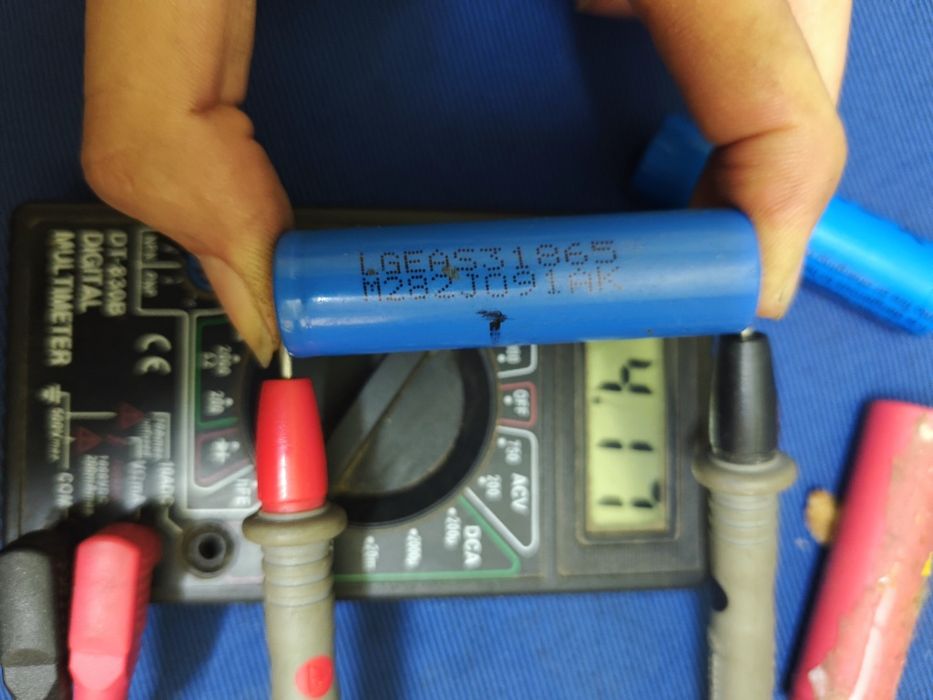 Акб 18650 з носиком є без нього