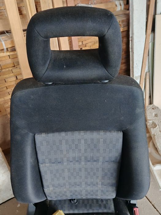 Переднє сидіння  Volkswagen Sharan, Ford Galaxy, Seat Ahambra