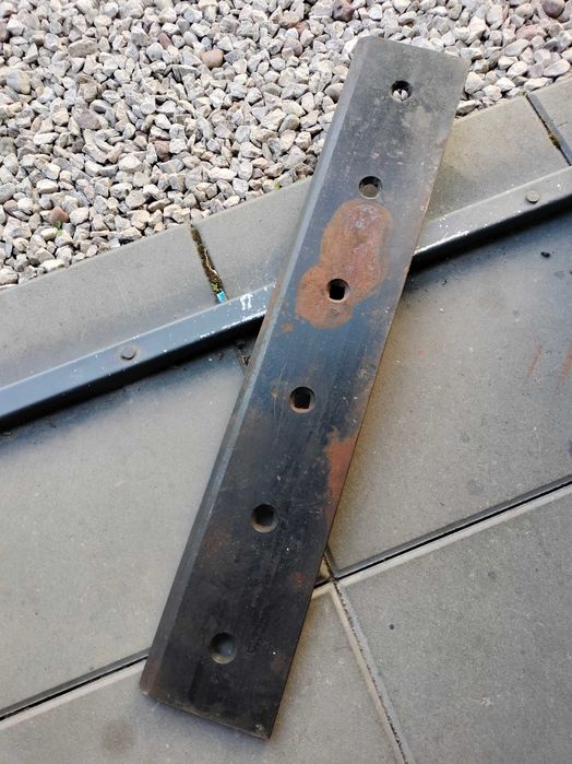 Lemiesz, nóż skrawający do spycharki ładowarki i koparki