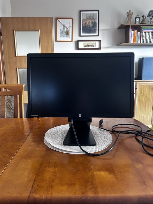 Monitor HP EliteDisplay E231 – 23” Full HD – sprawny
