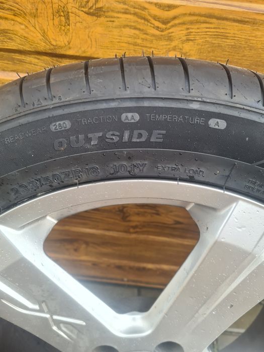 Opony 235/50/R18