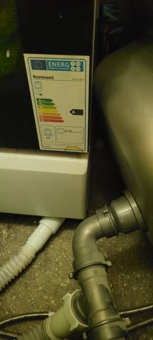 Kuchenka gazowo elektryczna  sprzedam szybko