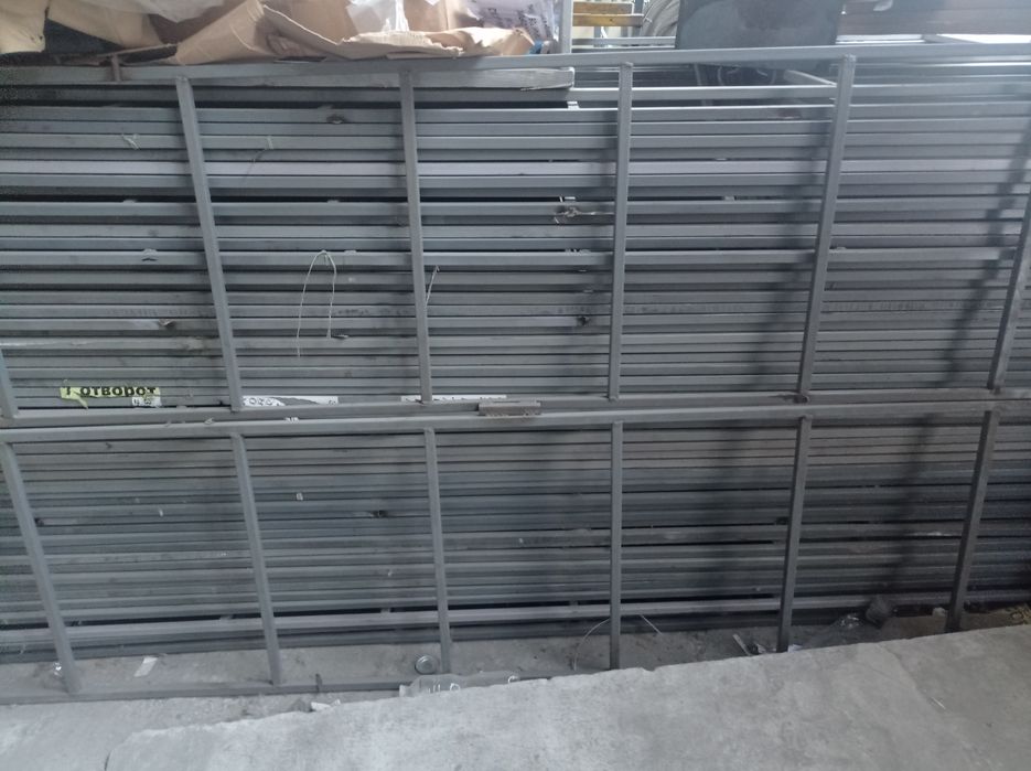 Труба квадратна 20*20*2мм