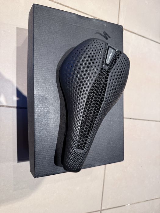 Siodło S-works body geometry power evo 143 mm