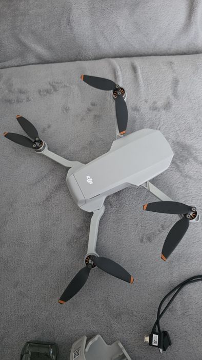 Дрон квадрокоптер DJI mini 2