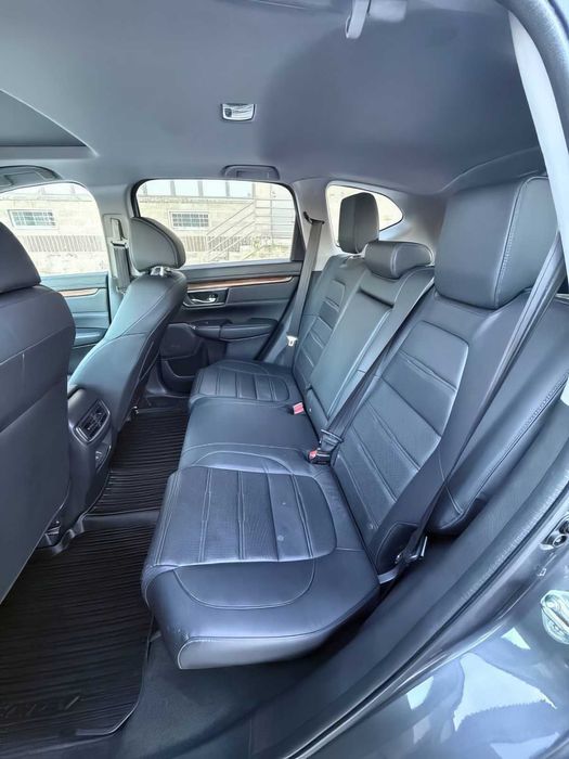 Honda CR-V Touring      2019