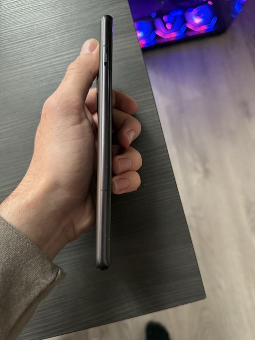 OnePlus 12 r б/у с коробкой