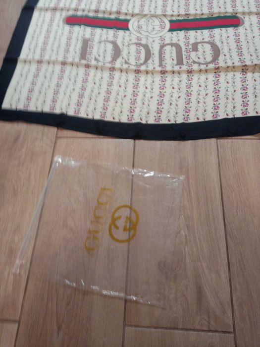 GUCCI apaszka NOWA damska