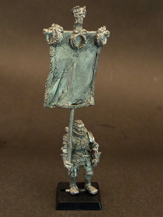 Warhammer fantasy Empire Imperium Standard Bearer Old World