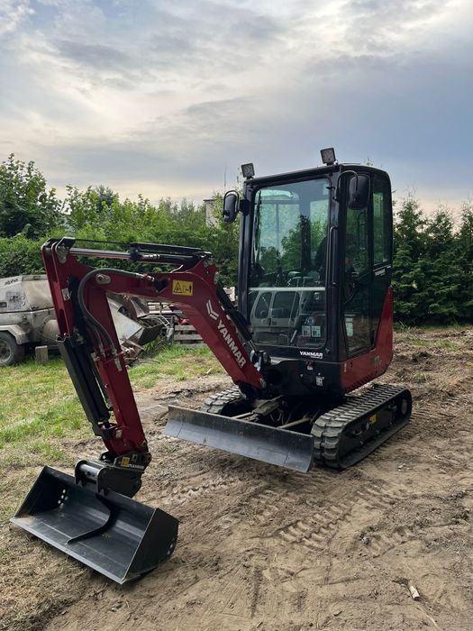 Wynajem minikoparki bez operatorem i z operatorem oraz zagęszczarki