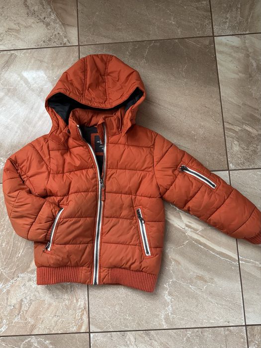 Курточка 128 HM осінь весна