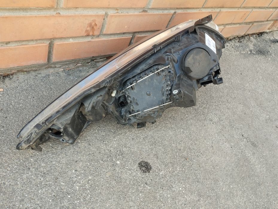 Продам Фару Renault Megane