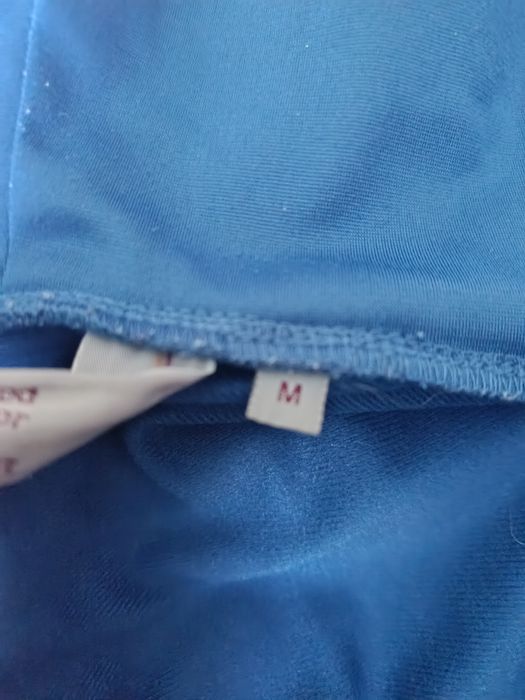 Продам зіпку carhartt