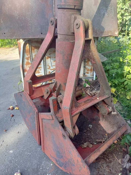 Продам ківш грейферний.