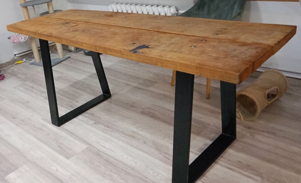 Stół dębowy  ręcznie robiony
