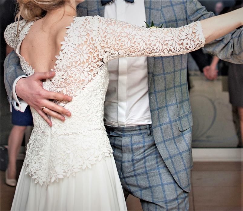 piękna suknia ślubna