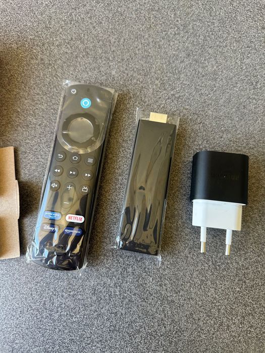 Amazon Fire TV Stick 4K E9L29Y Como Novo