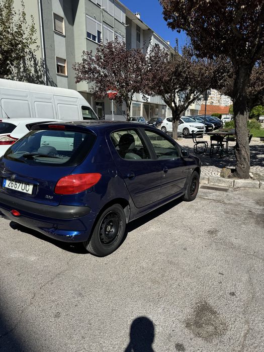 Peugeot 206 1.1i Gasolina | 2003 | Nacional | 5 Portas