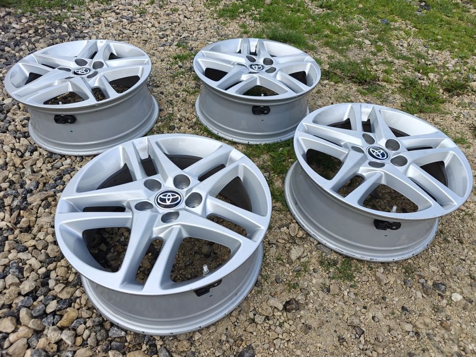 Felgi aluminiowe 17" 5x114,3 TOYOTA C-HR YARIS CROSS COROLLA CAMRY RAV4 Czujniki tpms