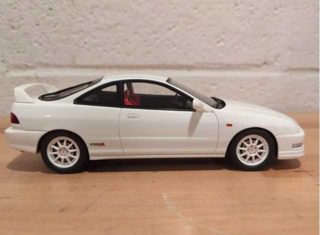 1/18 Honda Integra DC2 Euro Spec us - OTTO OT974