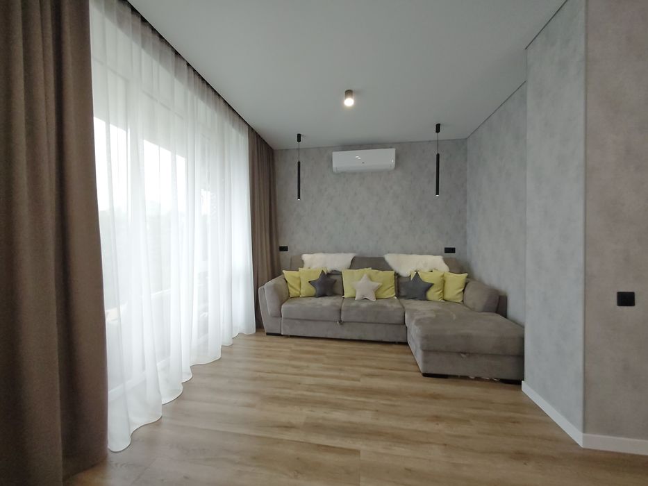 Таунхаус з ремонтом!